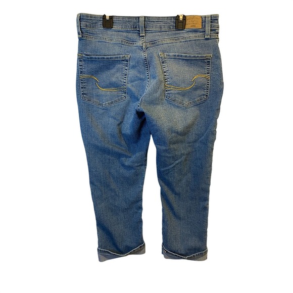 Signature by Levi Strauss Gold Label Mid-Rise Capri Blue Jeans Womens 12 W31 - Picture 2 of 6
